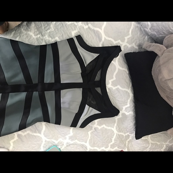 Jax Dress size 4 - Picture 3 of 3