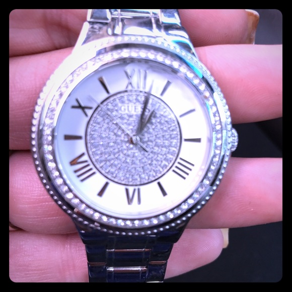 GUESS diamond watch - Picture 1 of 2