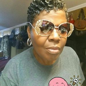 Meet your Posher, Iran