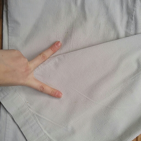 ♦ 3 for $15 Talbots Cords - Picture 4 of 6