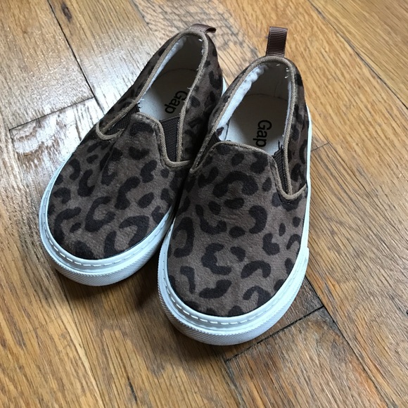 Leopard sneakers