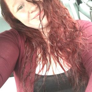 Meet your Posher, Halie