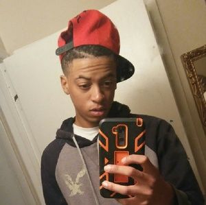 Meet your Posher, Desmond