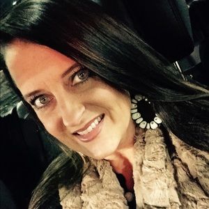 Meet your Posher, Paula