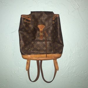 Louis Vuitton Montsouris mm