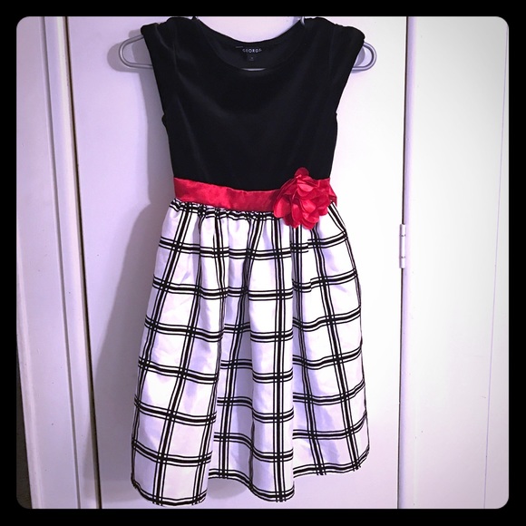 Little girls party dress