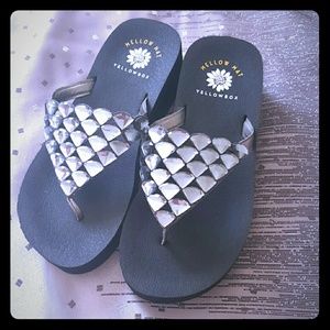 Yellow Box mellow mat slides