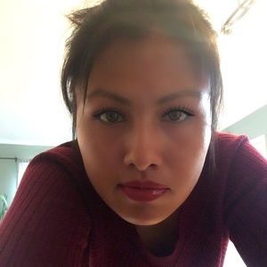 Meet your Posher, Luz