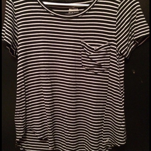 Holister black & white basic T- shirt