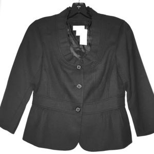 Loft NWT scalloped scoop neck 3/4 sleeve jacket.