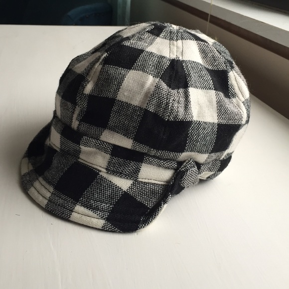 Urban Outfitters Accessories - Urban Outfitters buffalo plaid hat