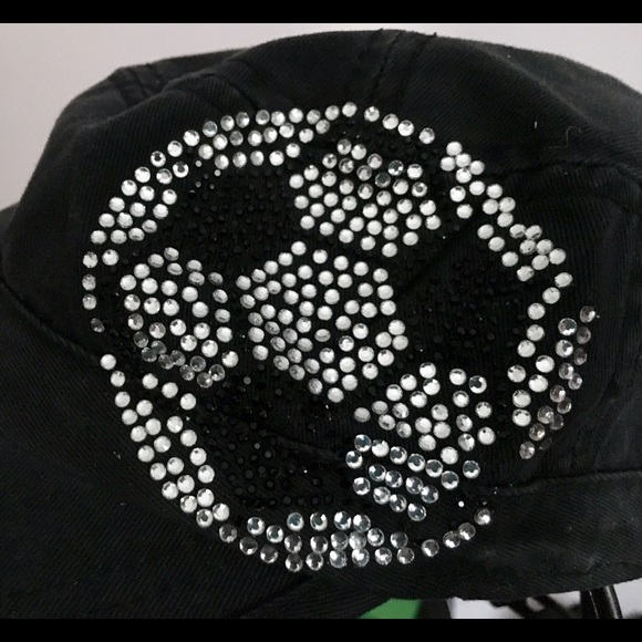 ⚽️GIRL'S SOCCER CAP⚽️ - Picture 2 of 4