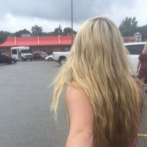 Meet your Posher, Dara