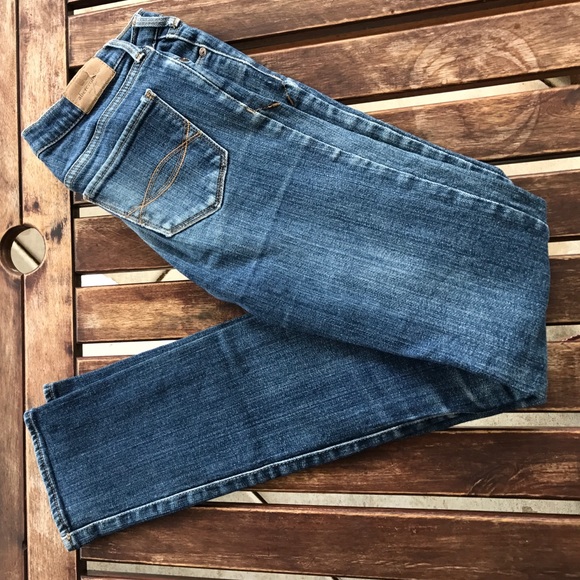 *Abercrombie girls jeans