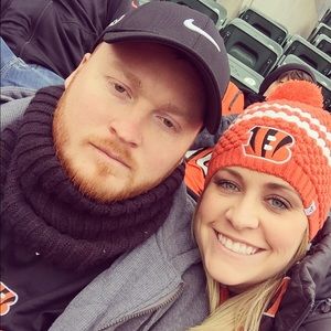 Meet your Posher, Linzy