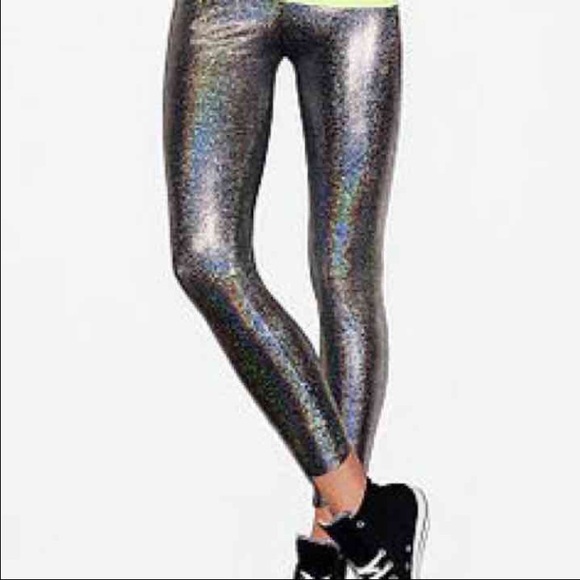 NWOT VS PINK metallic leggings