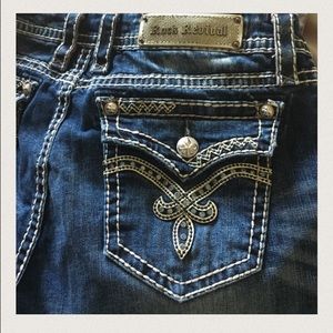 ROCK REVIVAL "Joey" Jeans