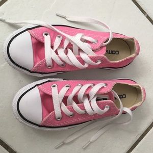 Converse to girls !!!🎀