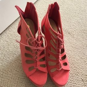 Coral wedges