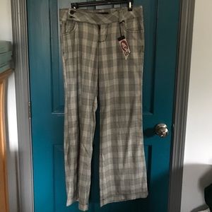 Lei print pants