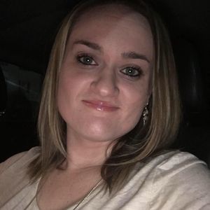 Meet your Posher, Cassandra