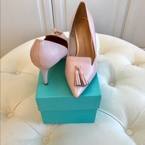 Banana Republic tassel light pink heel