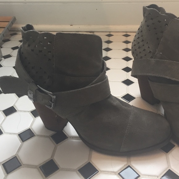 DONATED: Betsy Johnson heeled booties