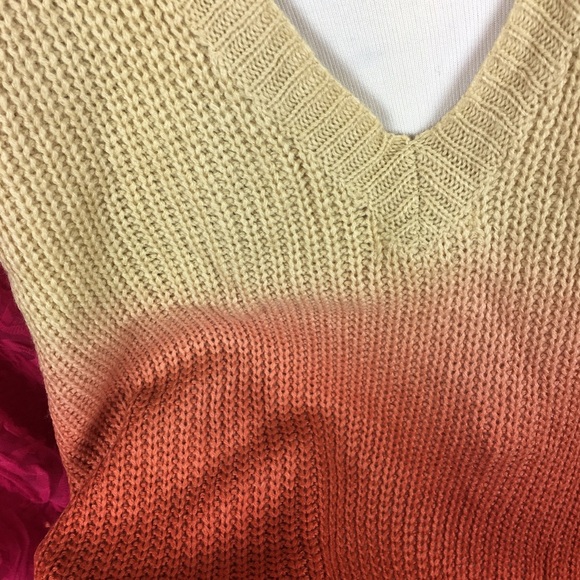 Take 50% off ❤️Ombré deep V sweater - Picture 2 of 2