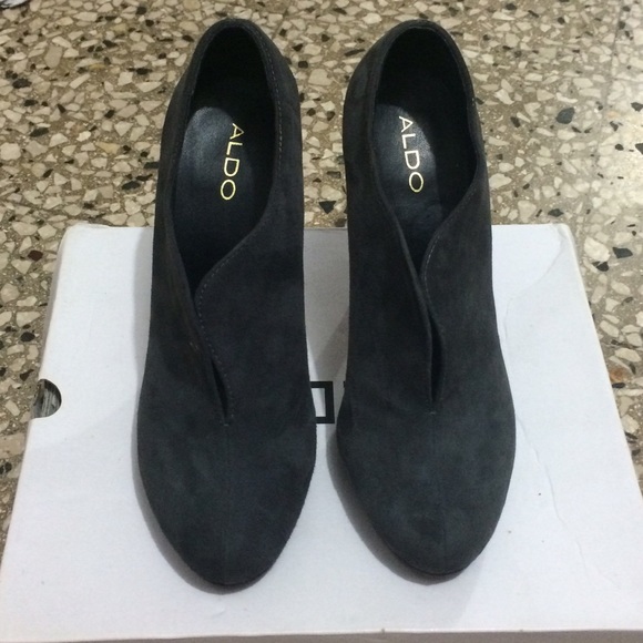 Fabulous Aldo Boots - Picture 3 of 4