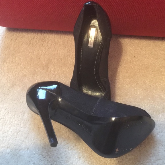 High Heels - Picture 2 of 3