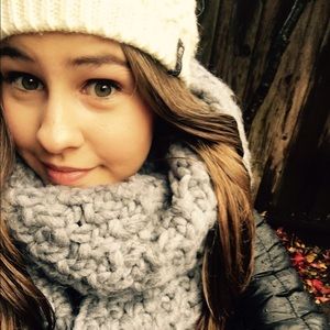 Meet your Posher, Mea