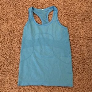Lululemon racer back tank top size 6