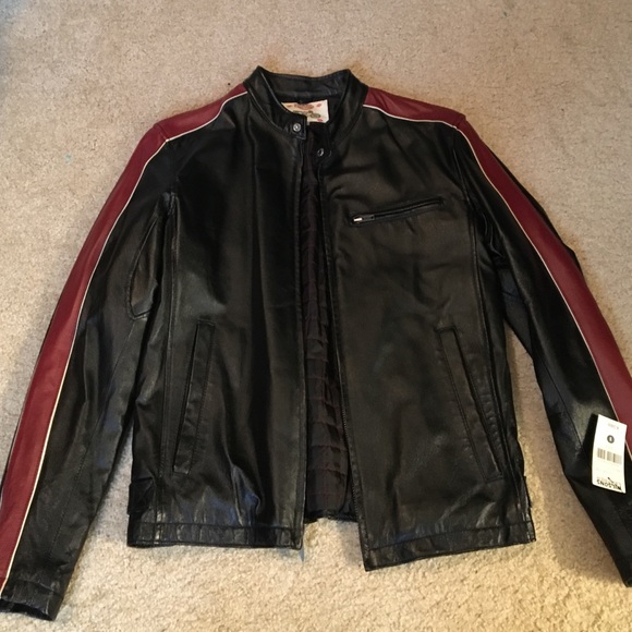 Wilsons Leather Jackets & Blazers - NWT! Real Leather Wilson Motorcycle Jacket Size S