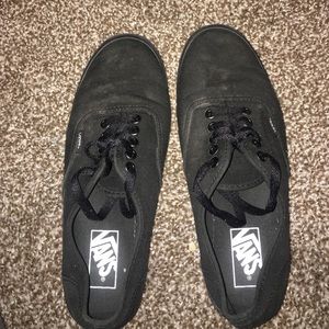Black lo pro vans