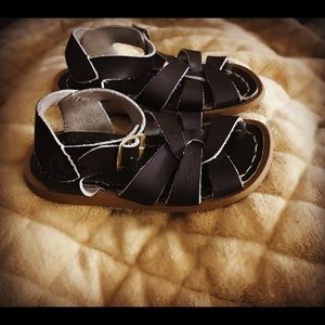 Toddler boys Salt Water sandals