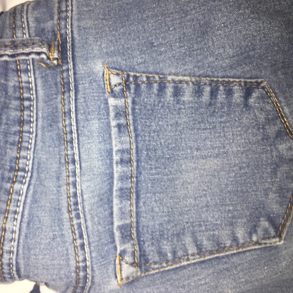 Jeans - Picture 3 of 3