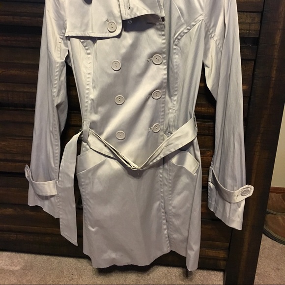 Beautiful Silver Jacket Size Large fits like Med - Picture 2 of 4