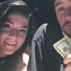 Meet your Posher, Zach