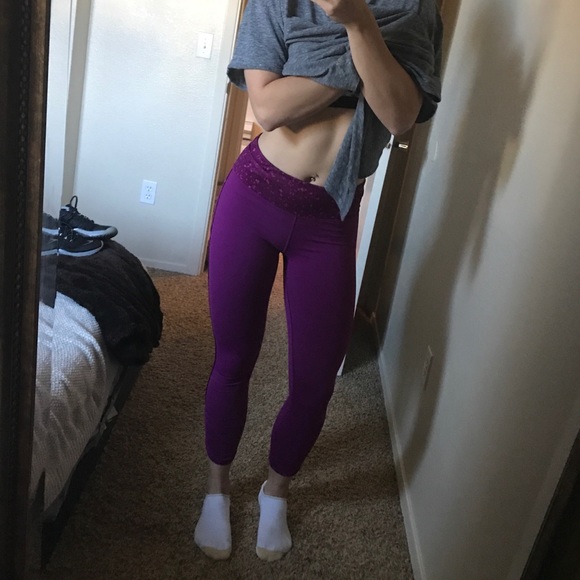 lululemon leggings purple yoga pants