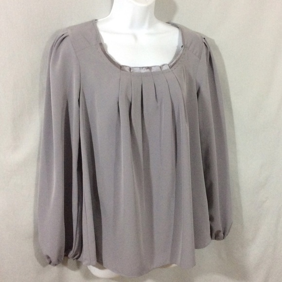 Simply Vera Vera Wang Tops - Simply Vera Vera Wang Gray Blouse