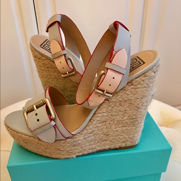 Wedding Shoes Pour la Victoire light blue wedge