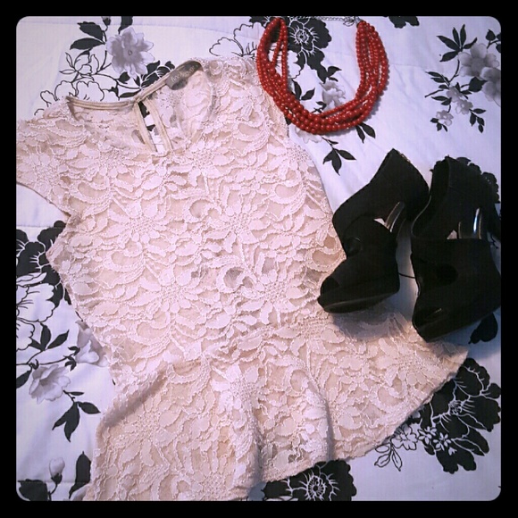 Peplum lace shirt