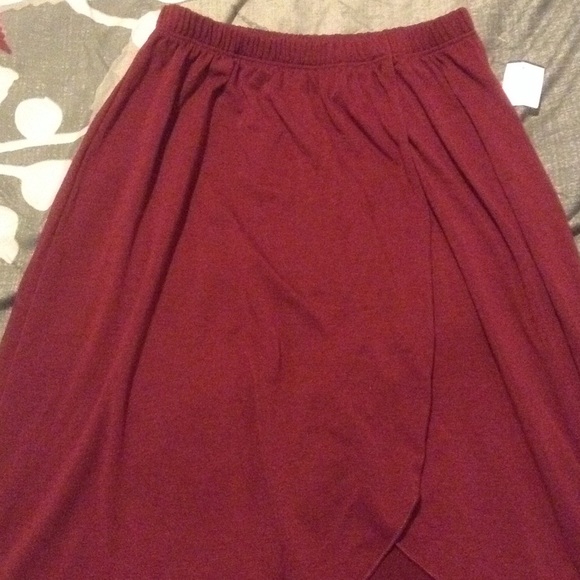 CasaLee Skirt - Picture 2 of 2