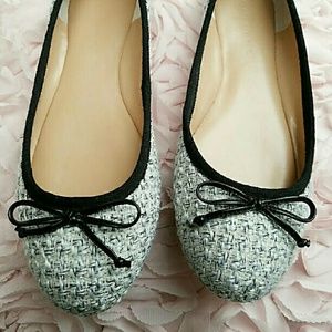 BANANA REPUBLIC Tweed Flats Brand New Size 7 BANANA REPUBLIC Tweed Flats Brand New Size 7