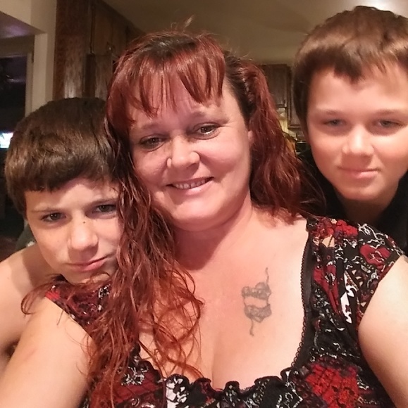 Meet your Posher, Carla - Picture 1 of 1