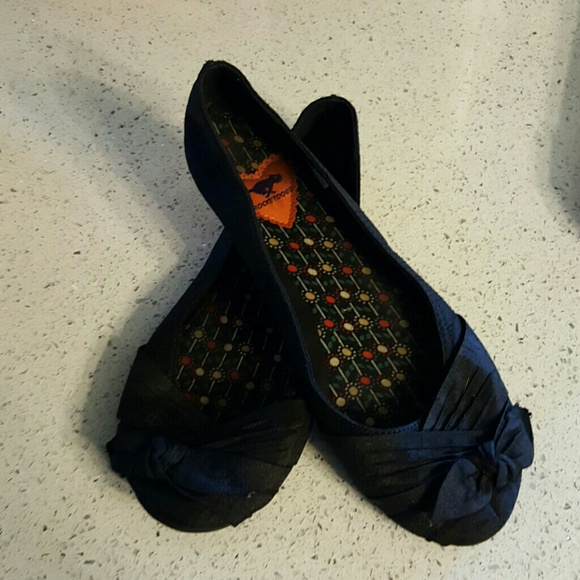 Black flats