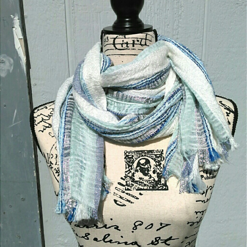 🎉HPx2🎉 LOFT Glimmering Scarf NWOT