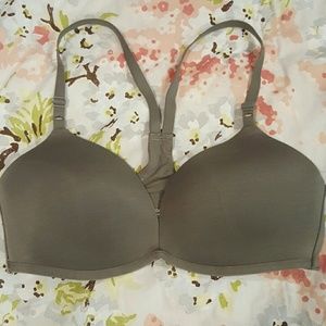 GapBody 34C Favorite Pullover Wireless Bra, Olive