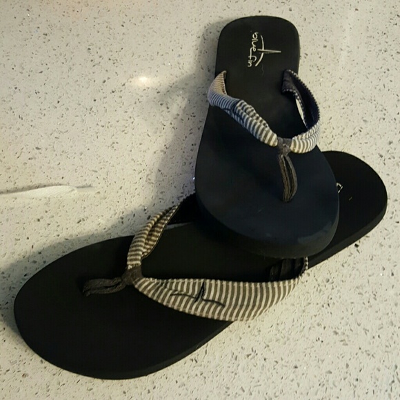 Flip flops
