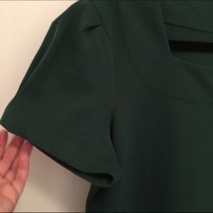 Emerald green knit dress - short sleeve